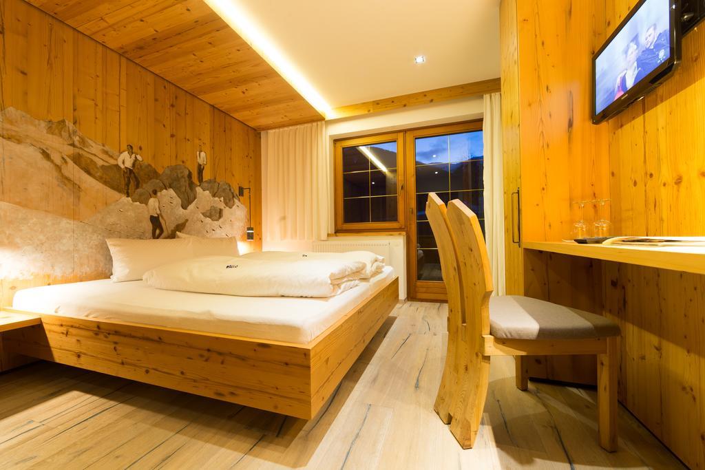 Ferienhaus Alpina Кальс-ам-Гросглокнер Екстер'єр фото